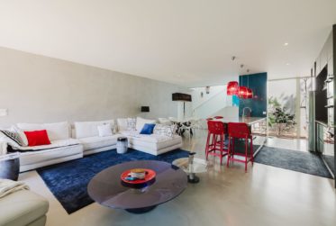 Duplex contemporain avec jardin