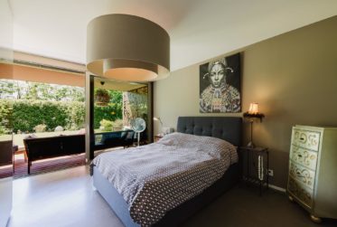 Duplex contemporain avec jardin